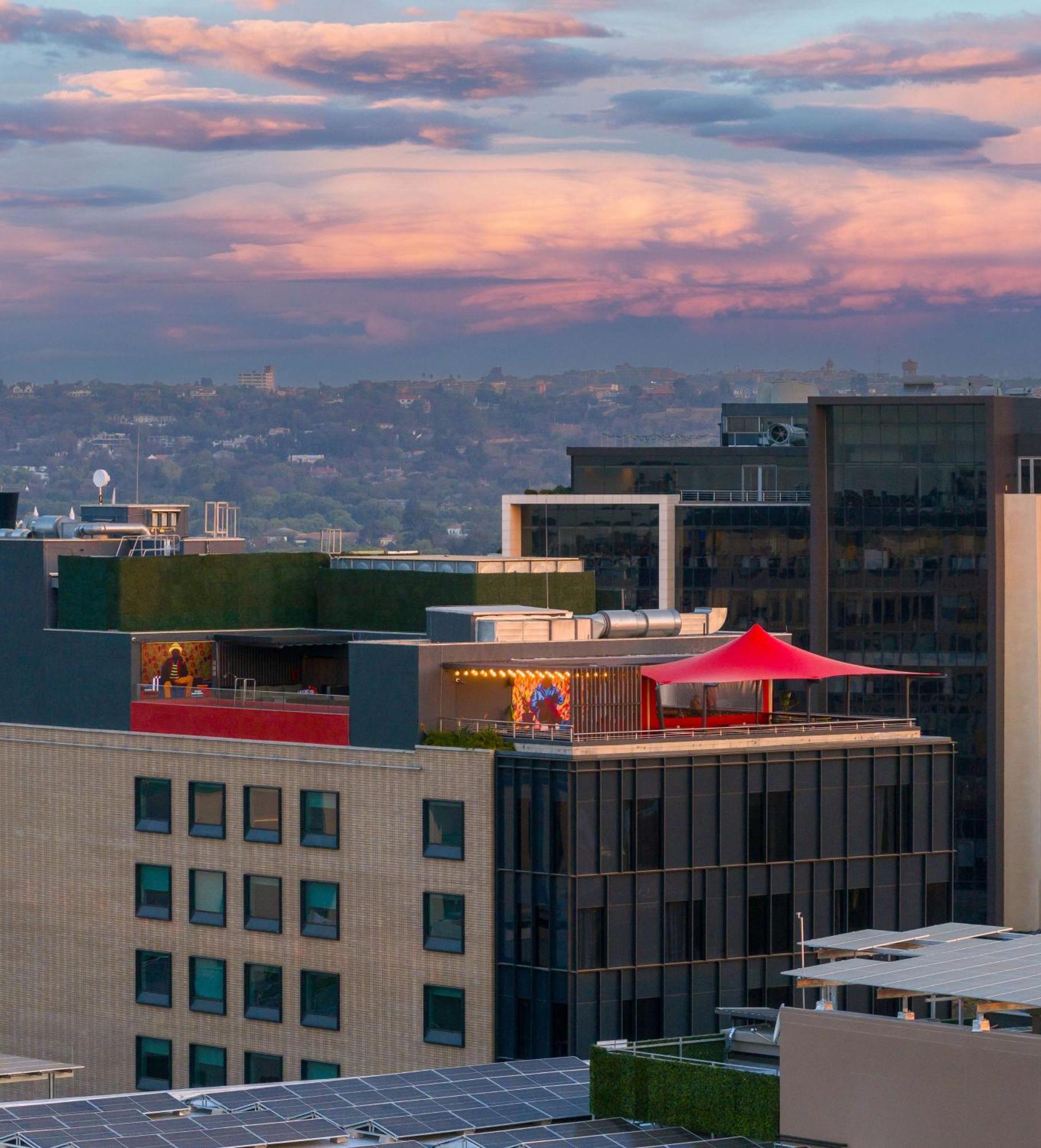 Radisson Red Hotel Johannesburg Rosebank Dış mekan fotoğraf